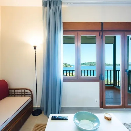 #nereus Seafront Apts By Halu! Villas *
