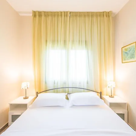 #nereus Seafront Apts By Halu! Villas *