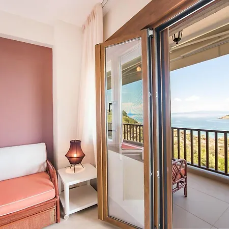 #nereus Seafront Apts By Halu! Villas