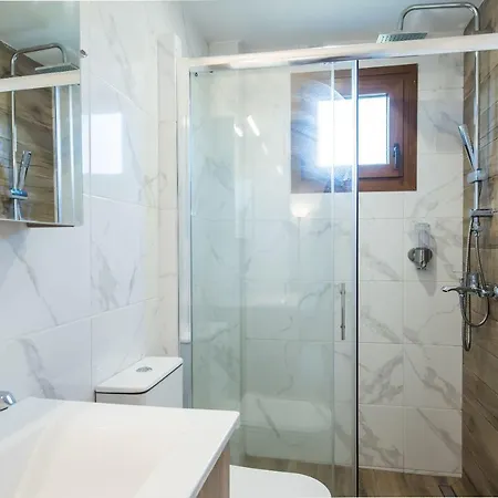 Lägenhet #nereus Seafront Apts By Halu! Villas